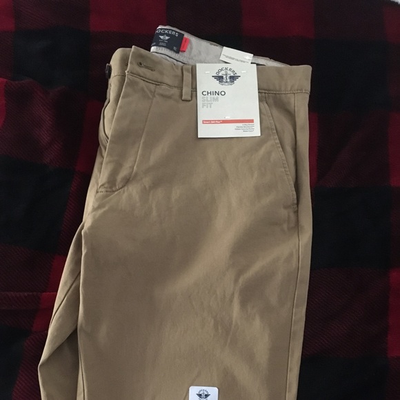 Brand New Dockers Chino Slim - Picture 2 of 3